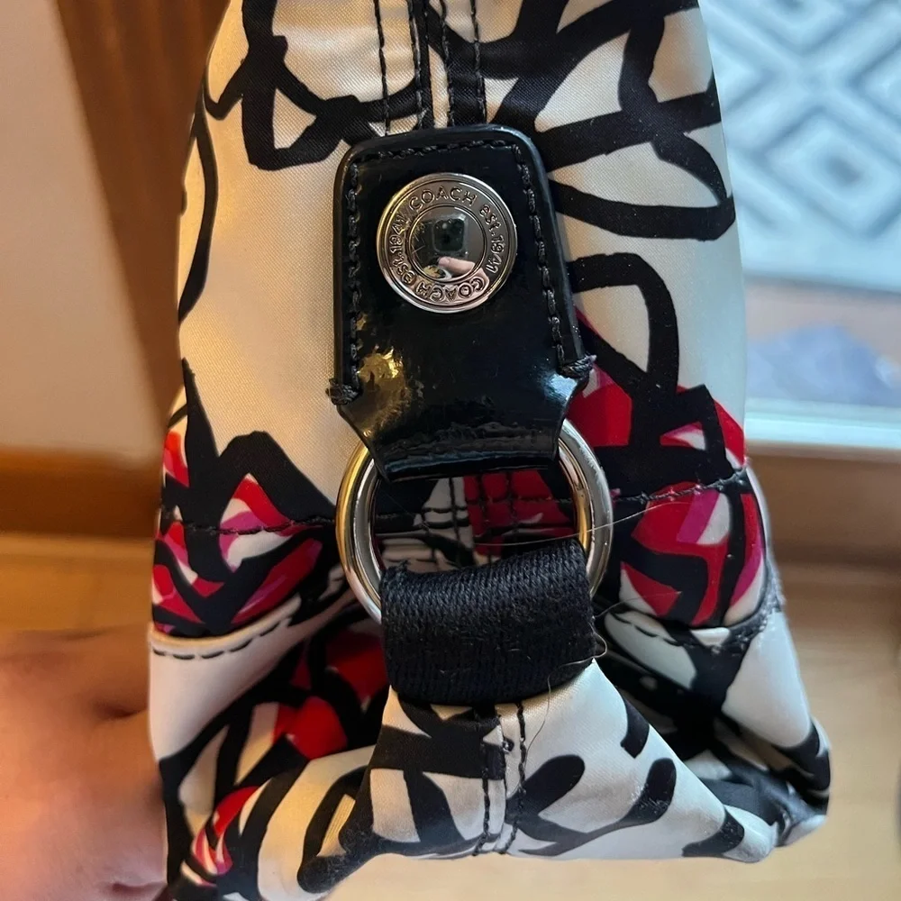 Coach Poppy Graffiti Shoulder Tote - Picture 7 of 13